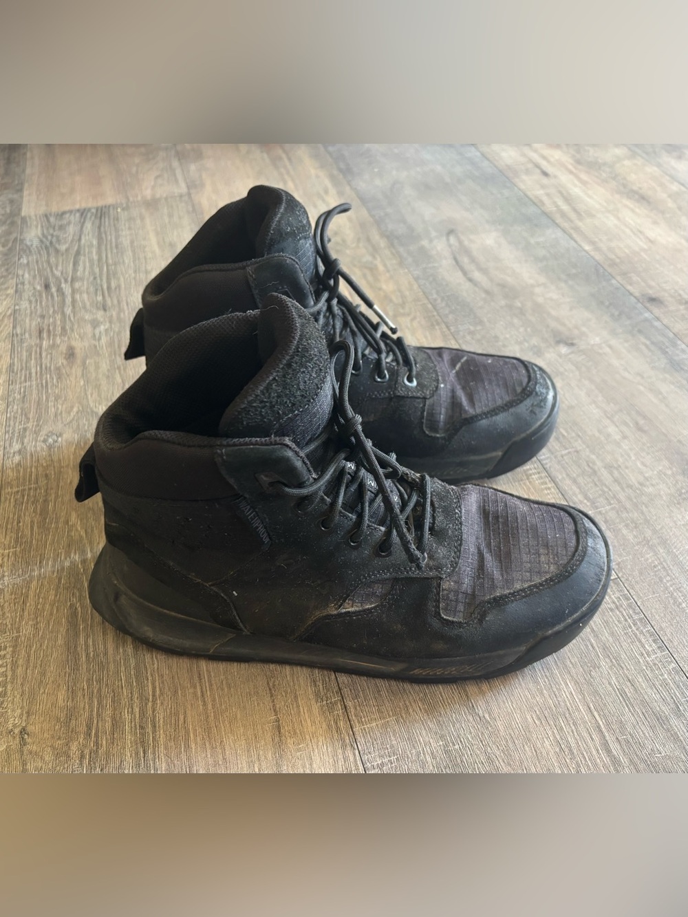 VIKTOS Wartorn Back-Alley To Backwoods men’s size 9.5 black waterproof boots